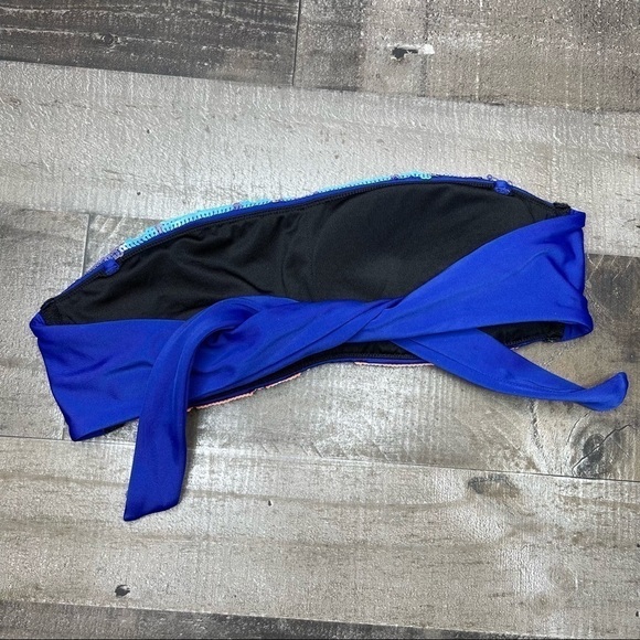 Victoria’s Secret Sequin Bandeau Bikini Top size Small - Picture 7 of 9